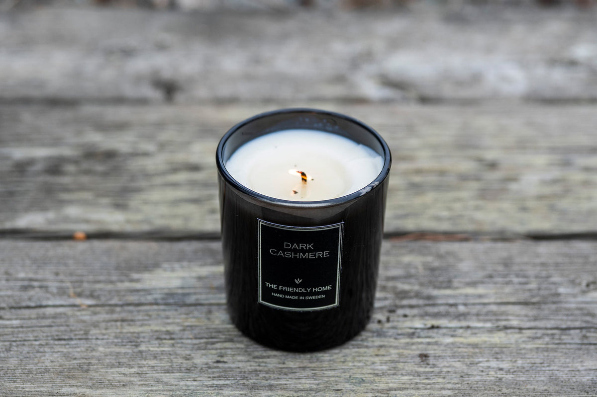 Doftljus – Dark Cashmere 220 g