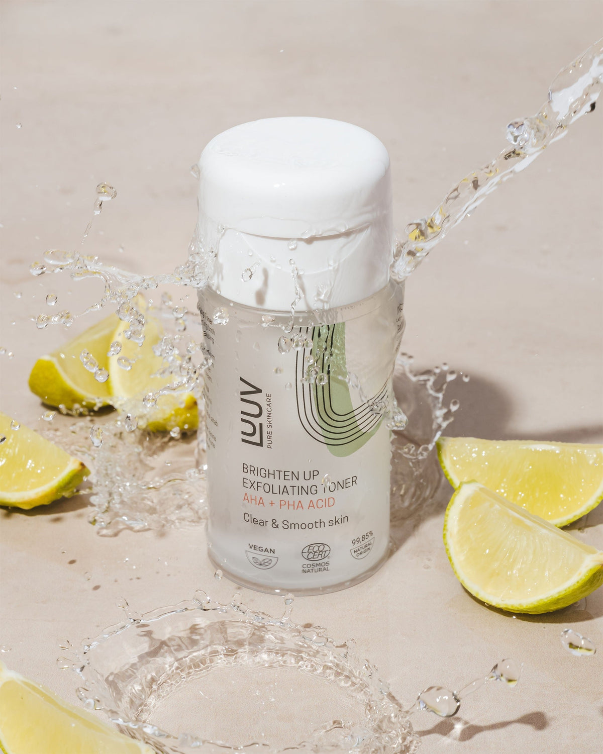 Exfolierande ansiktsvatten med AHA och PHA